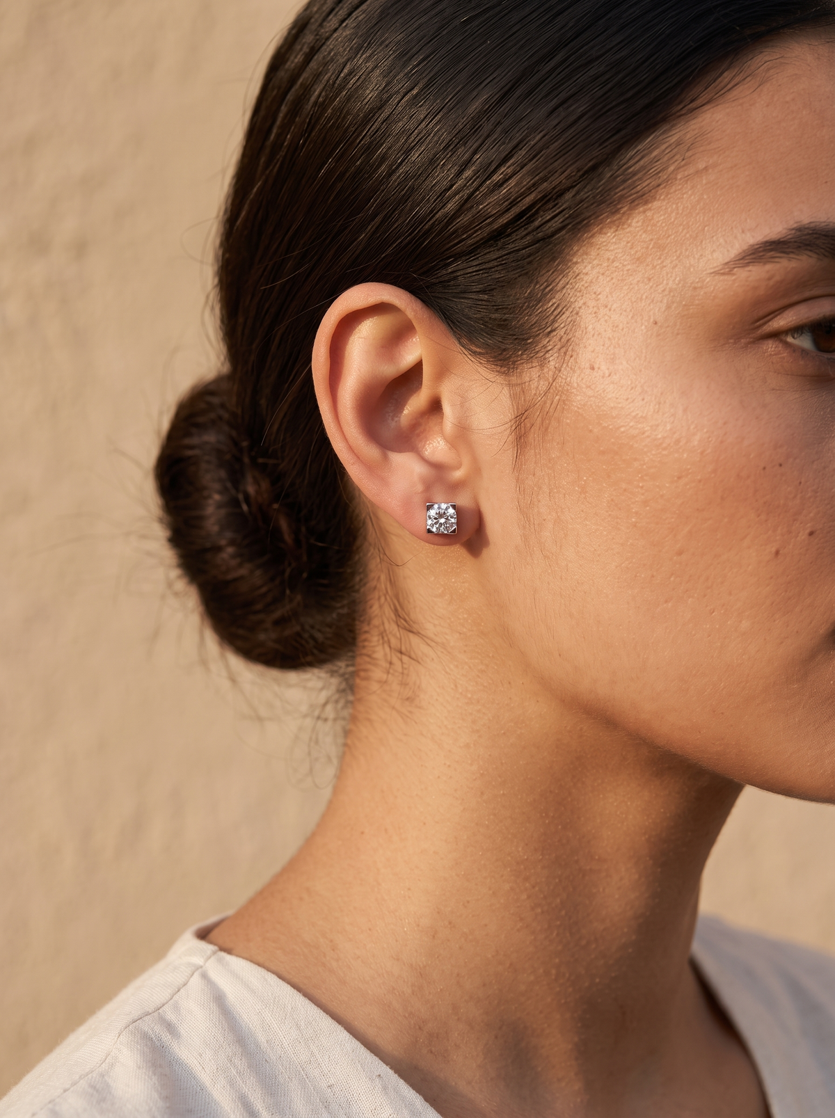 CRYSTAL STUD EARRINGS