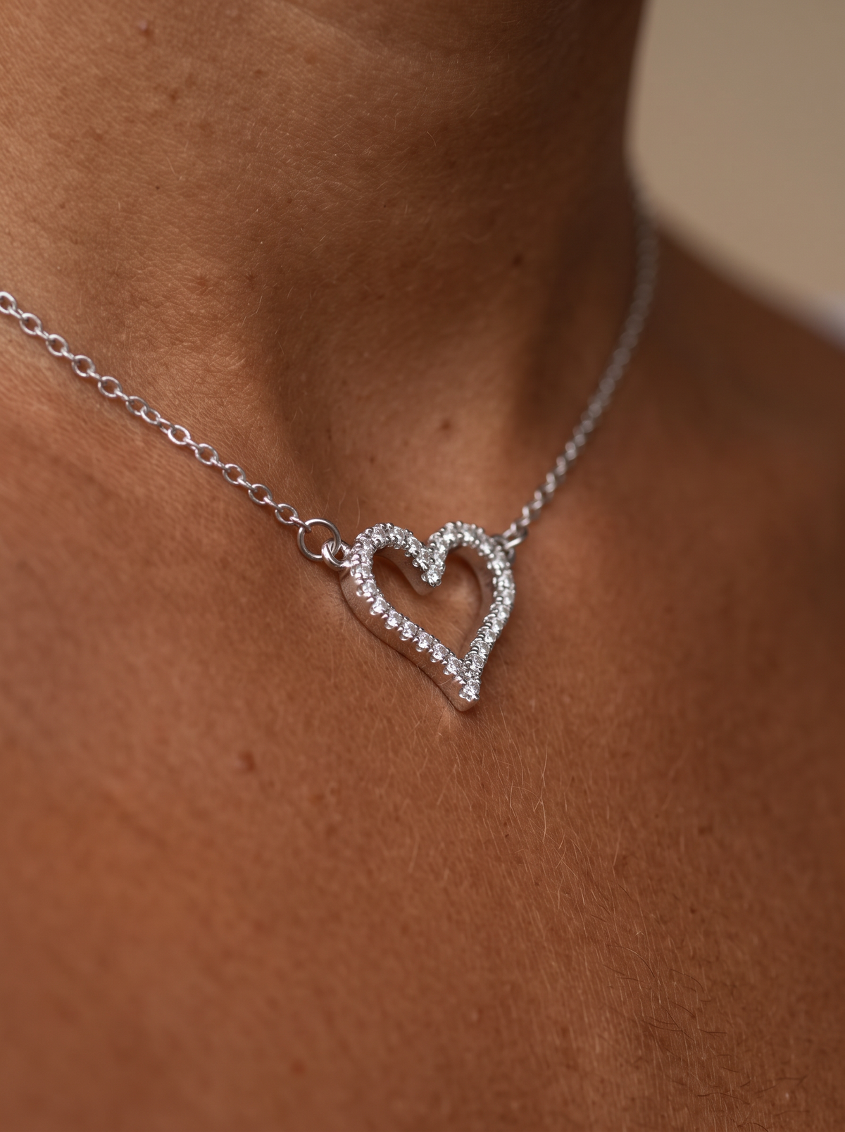 VALENTINA NECKLACE X