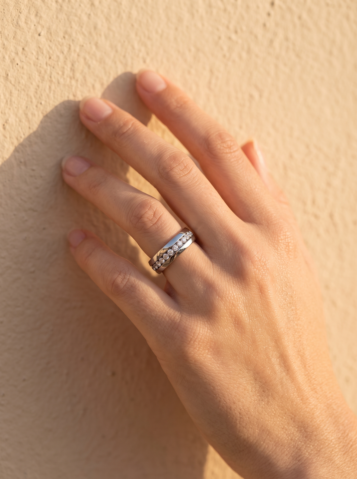 CRYSTAL LINE RING